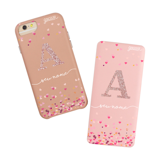 Kit Corações Flutuantes Glitter (Capinha Rosê Fascino + Carregador Portátil 5000mAh Rosa)